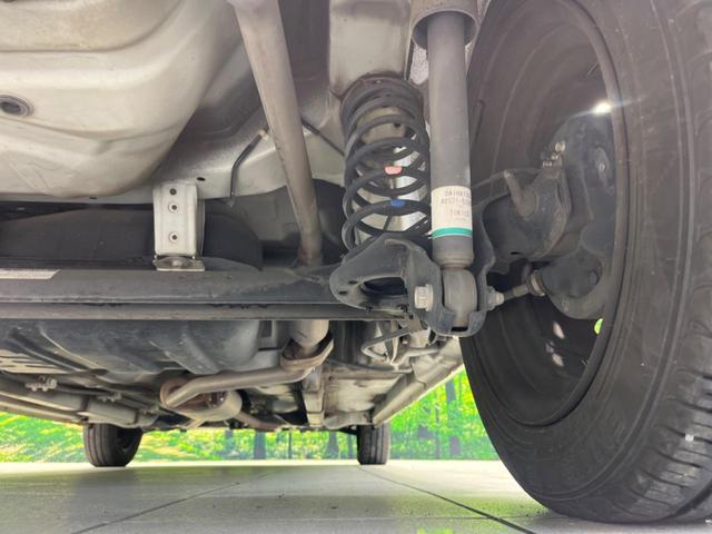 ミラココア ココアプラスＸ　オーディオ　オートエアコン　アイドリングストップ　スマートキー　ルーフレール　シートリフター　禁煙車　ドアバイザー　電動格納ミラー　運転席＆助手席エアバッグ　盗難防止システム　衝突安全ボディ（22枚目）