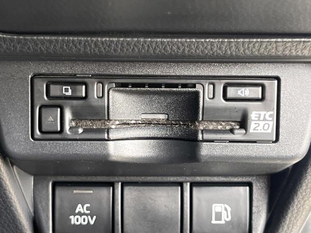 プリウス X 純正ディスプレイオーディオ 衝突軽減装置 レーダークルーズコントロール バックカメラ フルセグTV 100V電源 ETC2.0 電動パーキングブレーキ LEDヘッドライト オートエアコン(7枚目)