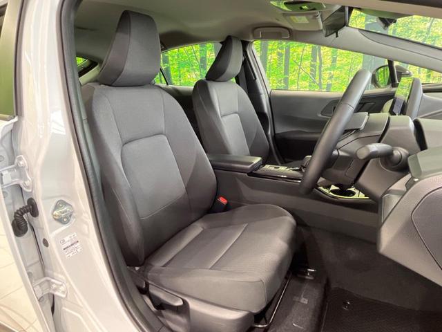 プリウス X 純正ディスプレイオーディオ 衝突軽減装置 レーダークルーズコントロール バックカメラ フルセグTV 100V電源 ETC2.0 電動パーキングブレーキ LEDヘッドライト オートエアコン(8枚目)