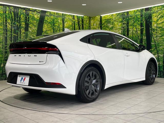 プリウス X 純正ディスプレイオーディオ 衝突軽減装置 レーダークルーズコントロール バックカメラ フルセグTV 100V電源 ETC2.0 電動パーキングブレーキ LEDヘッドライト オートエアコン(17枚目)