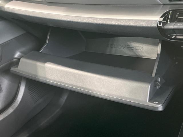 プリウス X 純正ディスプレイオーディオ 衝突軽減装置 レーダークルーズコントロール バックカメラ フルセグTV 100V電源 ETC2.0 電動パーキングブレーキ LEDヘッドライト オートエアコン(37枚目)