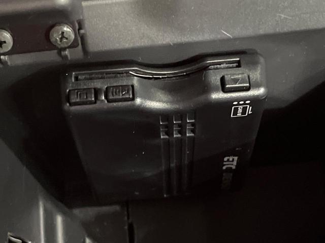 コペン ローブ 純正ナビ バックカメラ シートヒーター LEDヘッド&フォグ オートエアコン Bluetooth接続 アイドリングストップ ETC ドライブレコーダー 純正16インチAW 横滑り防止装置(6枚目)