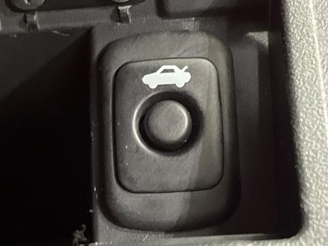 コペン ローブ 純正ナビ バックカメラ シートヒーター LEDヘッド&フォグ オートエアコン Bluetooth接続 アイドリングストップ ETC ドライブレコーダー 純正16インチAW 横滑り防止装置(42枚目)