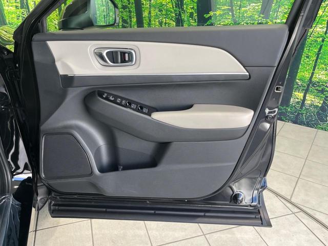 ヴェゼル e:HEV Z 純正9型ナビ 衝突軽減装置 アダプティブクルーズコントロール 電動リヤゲート 禁煙車 バックカメラ BSM LEDヘッド&フォグ ETC パドルシフト 電動パーキングブレーキ 純正18インチAW(42枚目)