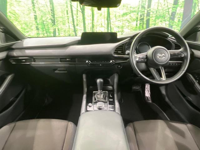 MAZDA3ファストバック 15Sツーリング 純正10.25ナビ 全周囲カメラ 衝突被害軽減システム レーダークルーズ 禁煙車 コーナーセンサー ドラレコ ETC スマートキー LEDヘッドライト オートハイビーム 車線逸脱警報 純正18AW(2枚目)