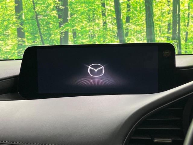 MAZDA3ファストバック 15Sツーリング 純正10.25ナビ 全周囲カメラ 衝突被害軽減システム レーダークルーズ 禁煙車 コーナーセンサー ドラレコ ETC スマートキー LEDヘッドライト オートハイビーム 車線逸脱警報 純正18AW(3枚目)