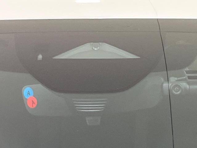 MAZDA3ファストバック 15Sツーリング 純正10.25ナビ 全周囲カメラ 衝突被害軽減システム レーダークルーズ 禁煙車 コーナーセンサー ドラレコ ETC スマートキー LEDヘッドライト オートハイビーム 車線逸脱警報 純正18AW(5枚目)