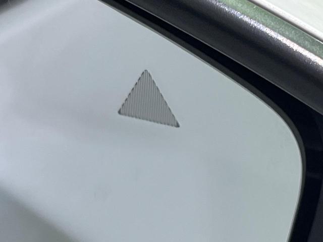 MAZDA3ファストバック 15Sツーリング 純正10.25ナビ 全周囲カメラ 衝突被害軽減システム レーダークルーズ 禁煙車 コーナーセンサー ドラレコ ETC スマートキー LEDヘッドライト オートハイビーム 車線逸脱警報 純正18AW(34枚目)