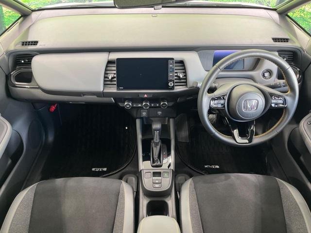 フィット RS 純正9型ナビ 衝突軽減装置 アダプティブクルーズコントロール 禁煙車 バックカメラ LEDヘッドライト ETC 純正16インチAW プッシュスタート&スマートキー 電動パーキングブレーキ(2枚目)