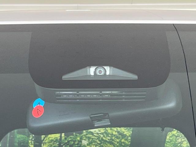 ヴォクシー S-Z 純正10型ナビ機能付ディスプレイオーディオ 衝突軽減装置 両側電動スライドドア CD/DVD再生 バックカメラ レーダークルーズ シートヒーター ETC2.0 電動パーキングブレーキ(4枚目)