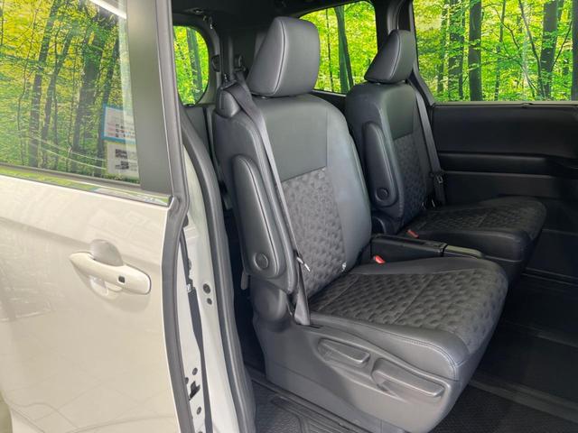 ヴォクシー S-Z 純正10型ナビ機能付ディスプレイオーディオ 衝突軽減装置 両側電動スライドドア CD/DVD再生 バックカメラ レーダークルーズ シートヒーター ETC2.0 電動パーキングブレーキ(9枚目)