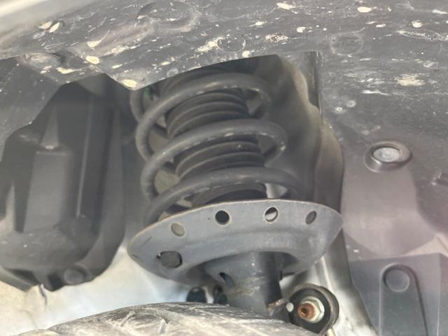 フィットハイブリッド F SDナビ 衝突軽減装置 アダプティブクルーズコントロール 禁煙車 誤発進抑制機能 ETC オートエアコン プッシュスタート&スマートキー 純正15インチスチールホイール 電動格納ドアミラー(20枚目)