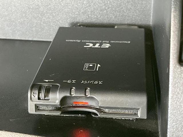 セレナ ハイウェイスター　純正ナビ　両側電動スライドドア　クルーズコントロール　バックカメラ　禁煙車　オートエアコン　ＥＴＣ　プッシュスタート＆スマートキー　純正１６インチＡＷ　電動格納ドアミラー（32枚目）