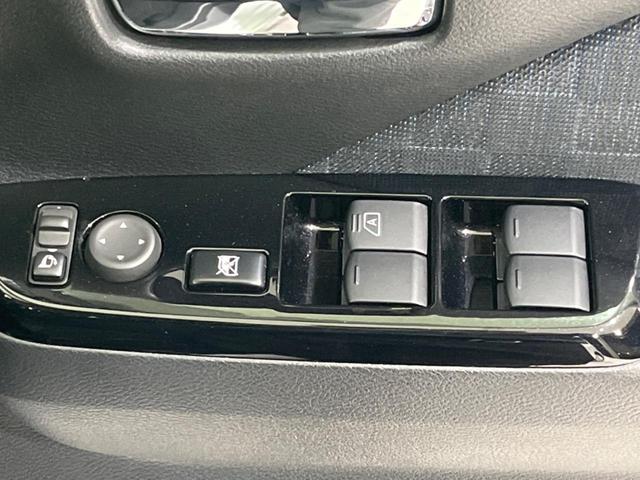 デイズ ハイウェイスター X 純正ナビ 全周囲カメラ 衝突被害軽減システム 禁煙車 Bluetooth フルセグ コーナーセンサー スマートキー LEDヘッド/フォグ オートライト オートエアコン 純正14AW 革巻きステアリング(33枚目)