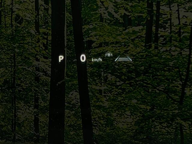 カローラツーリング ハイブリッド　ダブルバイビー　モデリスタフルエアロ　純正１０．５型ナビ　衝突軽減装置　レーダークルーズ　禁煙車　バックカメラ　ＥＴＣ　シートヒーター　スマートキー　ＬＥＤヘッド　オートハイビーム　ＢＳＭ　ステアリングヒーター（33枚目）