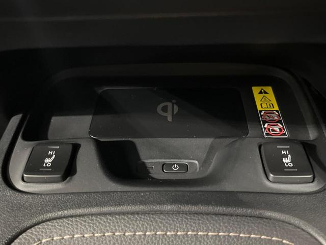 カローラツーリング ハイブリッド　ダブルバイビー　モデリスタフルエアロ　純正１０．５型ナビ　衝突軽減装置　レーダークルーズ　禁煙車　バックカメラ　ＥＴＣ　シートヒーター　スマートキー　ＬＥＤヘッド　オートハイビーム　ＢＳＭ　ステアリングヒーター（42枚目）