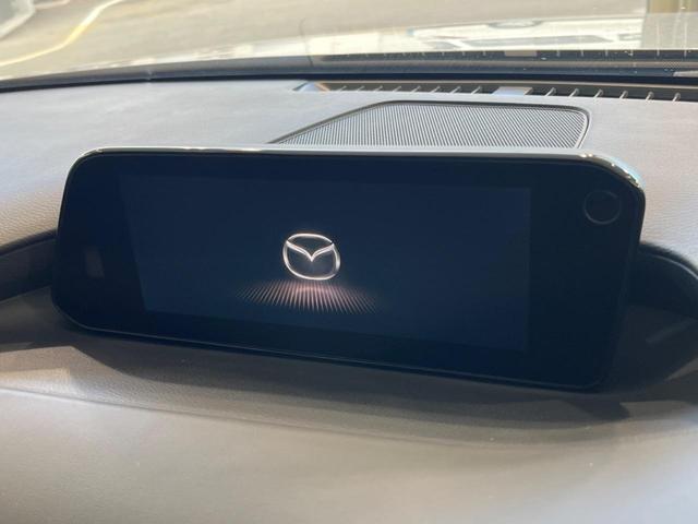 MAZDA3ファストバック 20Sプロアクティブ ツーリングセレクション 純正8.8型ナビ 衝突軽減装置 レーダークルーズ 全周囲カメラ 禁煙車 シートヒーター CD/DVD再生 パドルシフト LEDヘッドライト 純正18インチAW ETC プッシュスタート&スマートキー(3枚目)