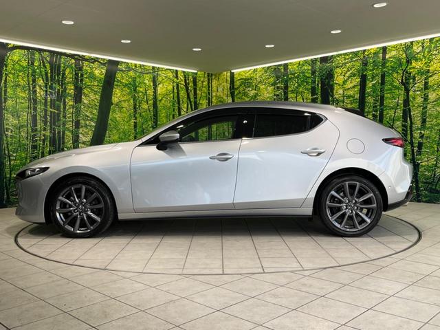 MAZDA3ファストバック 20Sプロアクティブ ツーリングセレクション 純正8.8型ナビ 衝突軽減装置 レーダークルーズ 全周囲カメラ 禁煙車 シートヒーター CD/DVD再生 パドルシフト LEDヘッドライト 純正18インチAW ETC プッシュスタート&スマートキー(50枚目)