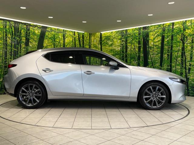 MAZDA3ファストバック 20Sプロアクティブ ツーリングセレクション 純正8.8型ナビ 衝突軽減装置 レーダークルーズ 全周囲カメラ 禁煙車 シートヒーター CD/DVD再生 パドルシフト LEDヘッドライト 純正18インチAW ETC プッシュスタート&スマートキー(52枚目)