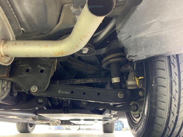 インプレッサスポーツ １．６ｉ－Ｌアイサイト　純正８型ナビ　衝突軽減装置　アダプティブクルーズ　バックカメラ　禁煙車　Ｂｌｕｅｔｏｏｔｈ接続　ＢＳＭ　ＬＥＤヘッド＆フォグ　アイドリングストップ　パドルシフト　電動パーキングブレーキ（20枚目）