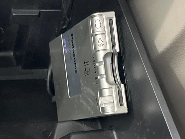 【ＥＴＣ】高速道路の料金所をストレスなく通過！話題のスポットやサービスエリアに多い「スマートＩＣ」利用時は必須のアイテムです。当店でセットアップを実施、ご納車当日からすぐにご利用いただけます！