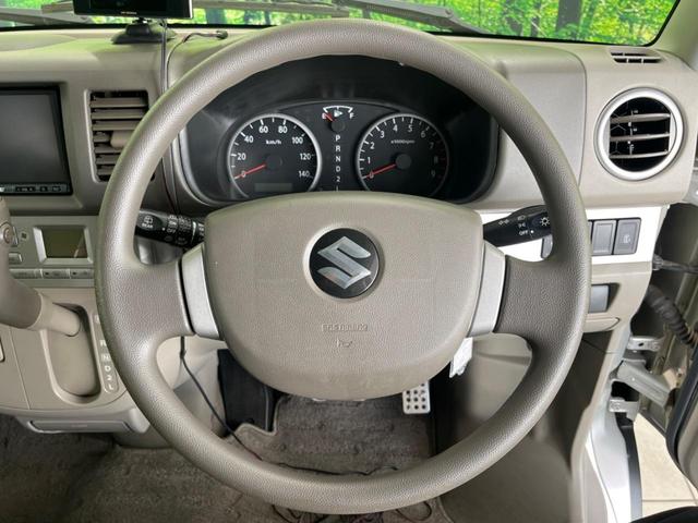 ステアリングも使用感が少なく、きれいな状態となっております♪