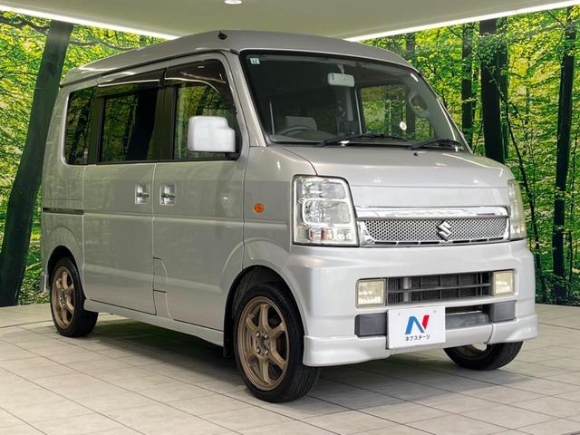 高透明度のガラス皮膜で撥水はもちろん、上質なツヤ・光沢を実現。紫外線や酸性雨から大切な愛車を保護し、色あせ・劣化を防止。「弾スプラッシュコート」、「弾プリミッサコート」からお選びいただけます。