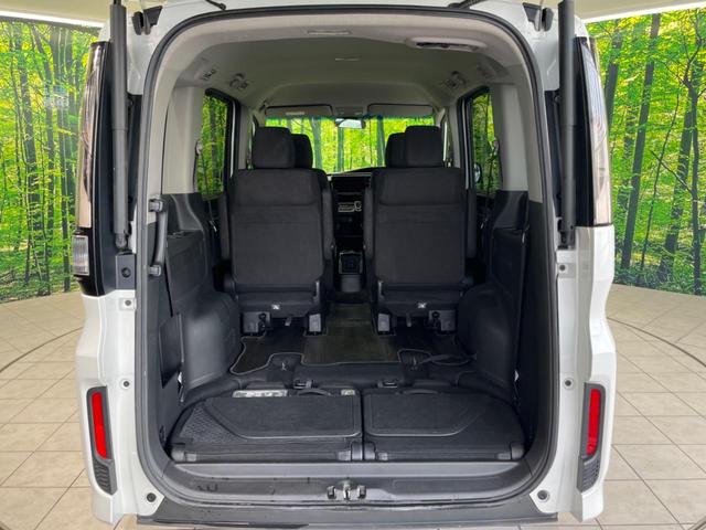 ステップワゴンスパーダ スパーダハイブリッド G ホンダセンシング 純正9型ナビ 衝突軽減装置 両側電動スライドドア アダプティブクルーズ バックカメラ 禁煙車 ETC LEDヘッド&フォグ 電動パーキングブレーキ プッシュスタート&スマートキー 横滑り防止装置(11枚目)