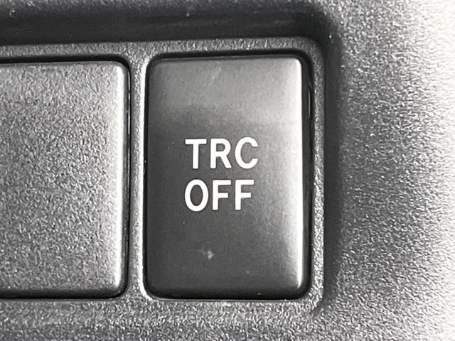 ヴォクシー ハイブリッドZS 煌 10型ナビ 衝突軽減装置 両側電動スライドドア 後席モニター バックカメラ 禁煙車 黒革調シートカバー クルーズコントロール リアオートエアコン 車線逸脱警報 オートハイビーム LEDヘッド&フォグ(31枚目)