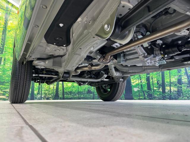 ジムニー XG 届出済未使用車 衝突被害軽減システム ダウンヒルアシスト アイドリングストップ エアコン キーレスエントリー オートライト 車線逸脱警報 ヘッドライトレベライザー 盗難防止システム エアバッグ ABS(21枚目)