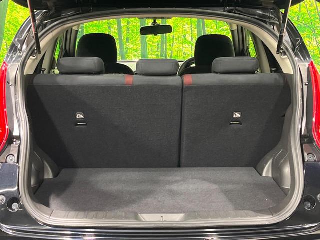 ジューク 15RX タイプV 純正ナビ バックカメラ スマートキー&プッシュスタート オートエアコン ETC オートエアコン オートライト LEDヘッドライト 禁煙車 純正17インチAW ドアバイザー 盗難防止システム(10枚目)