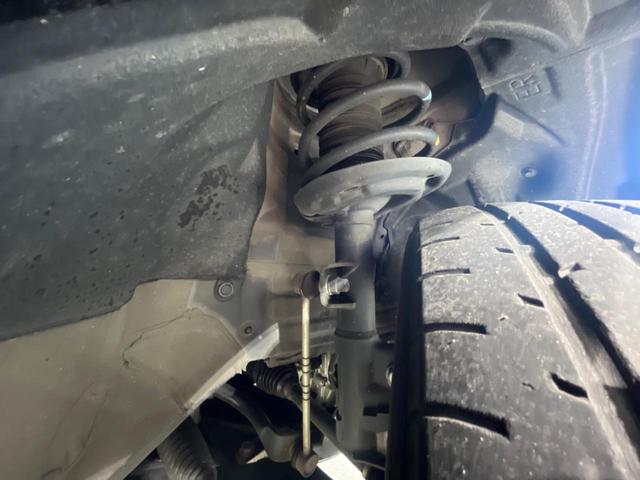 ハリアーハイブリッド Ｚ　全周囲カメラ　ブラインドスポットモニター　ＪＢＬプレミアムサウンド　衝突被害軽減システム　レーダークルーズ　禁煙車　ハンズフリー電動リアゲート　パワーシート　ドラレコ　ＥＴＣ　　純正１９インチアルミ（20枚目）