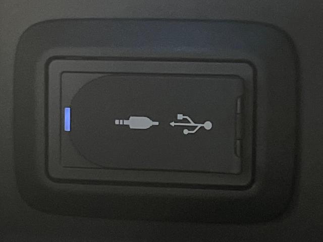 ハリアーハイブリッド Ｚ　全周囲カメラ　ブラインドスポットモニター　ＪＢＬプレミアムサウンド　衝突被害軽減システム　レーダークルーズ　禁煙車　ハンズフリー電動リアゲート　パワーシート　ドラレコ　ＥＴＣ　　純正１９インチアルミ（52枚目）