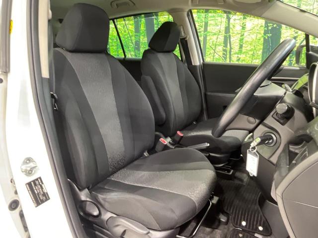 ラフェスタ ハイウェイスターＪパッケージ　純正ナビ　両側スライドドア　ＥＴＣ　Ｂｌｕｅｔｏｏｔｈ　ＣＤ　ＤＶＤ再生　地デジ　オートエアコン　ステアリングスイッチ　純正１５インチアルミ　ドアバイザー　プライバシーガラス　運転席／助手席エアバッグ（8枚目）
