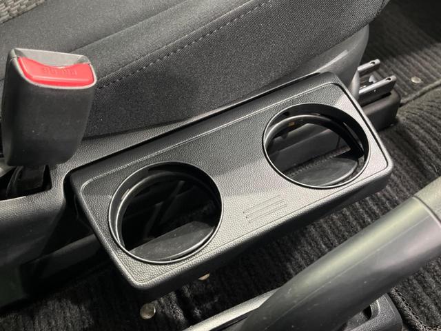 ラフェスタ ハイウェイスターＪパッケージ　純正ナビ　両側スライドドア　ＥＴＣ　Ｂｌｕｅｔｏｏｔｈ　ＣＤ　ＤＶＤ再生　地デジ　オートエアコン　ステアリングスイッチ　純正１５インチアルミ　ドアバイザー　プライバシーガラス　運転席／助手席エアバッグ（48枚目）