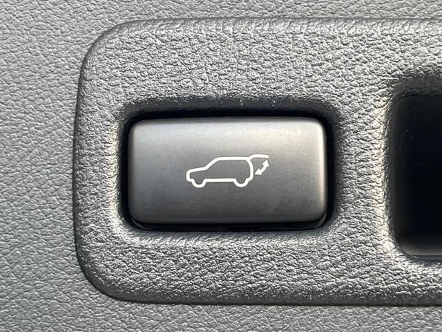 ＮＸ ＮＸ２００ｔ　Ｉパッケージ　純正ナビ　衝突被害軽減システム　レーダークルーズ　レザーシート　禁煙車　Ｂｌｕｅｔｏｏｔｈ　バックカメラ　ドラレコ　ＥＴＣ　パワーバックドア　ＬＥＤヘッド／フォグ　オートハイビーム　純正１８インチＡＷ（7枚目）