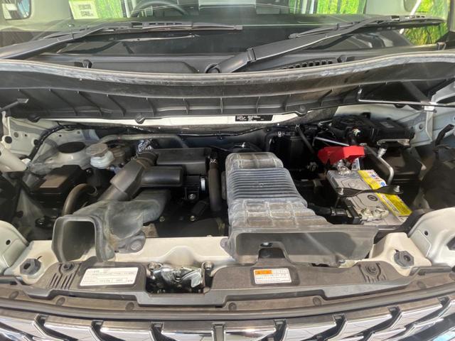 スペーシアカスタム ハイブリッドＸＳターボ　両側電動スライドドア　純正９型ナビ　全周囲カメラ　ヘッドアップディスプレイ　シートヒーター　アダプティブクルーズコントロール　ドラレコ　ＥＴＣ　アイドリングストップ　禁煙車　衝突被害軽減装置（18枚目）