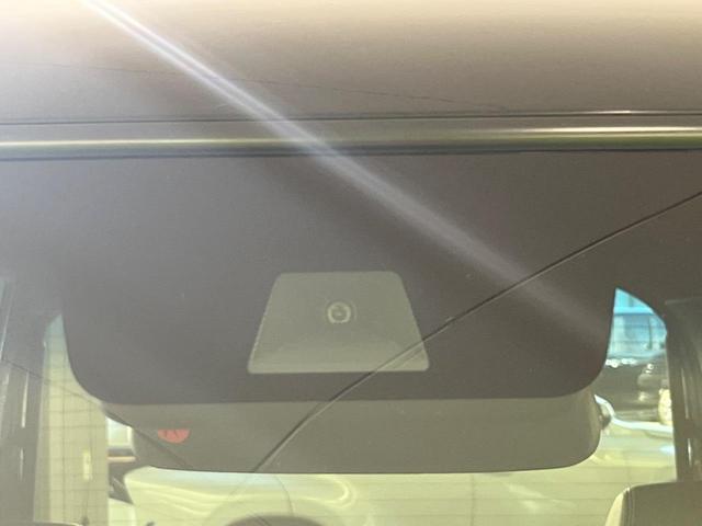 Ｎ－ＢＯＸカスタム Ｇ・Ｌターボホンダセンシング　両側電動スライドドア　ＳＤナビ　バックカメラ　シートヒーター　アダプティブクルーズコントロール　ＥＴＣ　アイドリングストップ　オートマチックハイビーム　オートライト　禁煙車　衝突被害軽減装置（3枚目）
