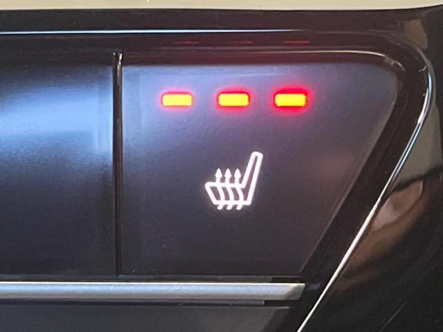 シビック ｅ：ＨＥＶ　メーカー９型ナビ　ＢＯＳＥサウンドシステム　衝突被害軽減システム　アダプティブクルーズ　禁煙車　ドラレコ　ＥＴＣ　Ｂｌｕｅｔｏｏｔｈ　バックカメラ　コーナーセンサー　ＬＥＤヘッド　純正１８インチＡＷ（6枚目）