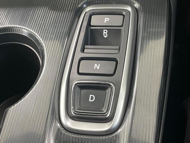 シビック ｅ：ＨＥＶ　メーカー９型ナビ　ＢＯＳＥサウンドシステム　衝突被害軽減システム　アダプティブクルーズ　禁煙車　ドラレコ　ＥＴＣ　Ｂｌｕｅｔｏｏｔｈ　バックカメラ　コーナーセンサー　ＬＥＤヘッド　純正１８インチＡＷ（41枚目）