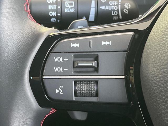 シビック ｅ：ＨＥＶ　メーカー９型ナビ　ＢＯＳＥサウンドシステム　衝突被害軽減システム　アダプティブクルーズ　禁煙車　ドラレコ　ＥＴＣ　Ｂｌｕｅｔｏｏｔｈ　バックカメラ　コーナーセンサー　ＬＥＤヘッド　純正１８インチＡＷ（52枚目）