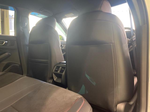 シビック ｅ：ＨＥＶ　メーカー９型ナビ　ＢＯＳＥサウンドシステム　衝突被害軽減システム　アダプティブクルーズ　禁煙車　ドラレコ　ＥＴＣ　Ｂｌｕｅｔｏｏｔｈ　バックカメラ　コーナーセンサー　ＬＥＤヘッド　純正１８インチＡＷ（61枚目）