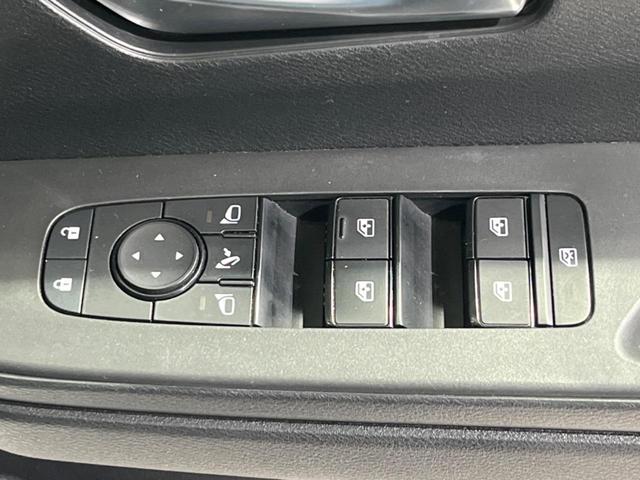 セレナ ハイウェイスターＶ　純正エアロ　純正１２型ナビ　全周囲カメラ　ハンズフリー機能付き両側電動スライドドア　プロパイロット　デジタルインナーミラー　オートマチックハイビーム　ＬＥＤヘッド＆フォグ　ＥＴＣ　Ｂｌｕｅｔｏｏｔｈ（53枚目）