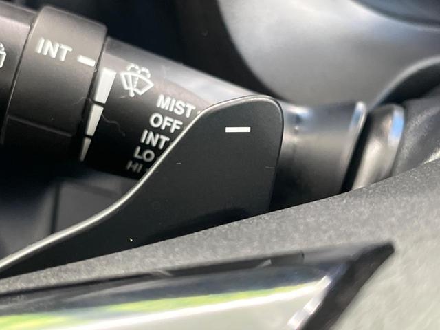 ヴィッツ RS G’s 純正ナビ ドラレコ ETC 純正17インチアルミレッドライン入 大型マフラー LEDイルミネーションビーム HIDヘッド アルミ製ペダル 革巻きステアリング バックカメラ ドアバイザー 電動格納ミラー(29枚目)