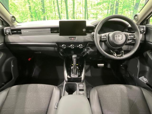 ヴェゼル ｅ：ＨＥＶ　Ｚ　純正９型ナビ　全周囲カメラ　ホンダセンシング　禁煙車　コーナーセンサー　スマートキー　ＬＥＤヘッド　ＥＴＣ　純正１８インチアルミ　パワーバックドア　車線逸脱警報　オートライト　デュアルエアコン（2枚目）