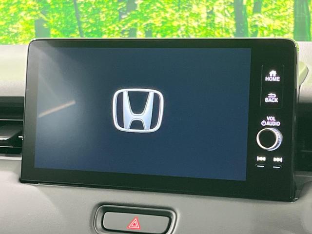 ヴェゼル ｅ：ＨＥＶ　Ｚ　純正９型ナビ　全周囲カメラ　ホンダセンシング　禁煙車　コーナーセンサー　スマートキー　ＬＥＤヘッド　ＥＴＣ　純正１８インチアルミ　パワーバックドア　車線逸脱警報　オートライト　デュアルエアコン（3枚目）