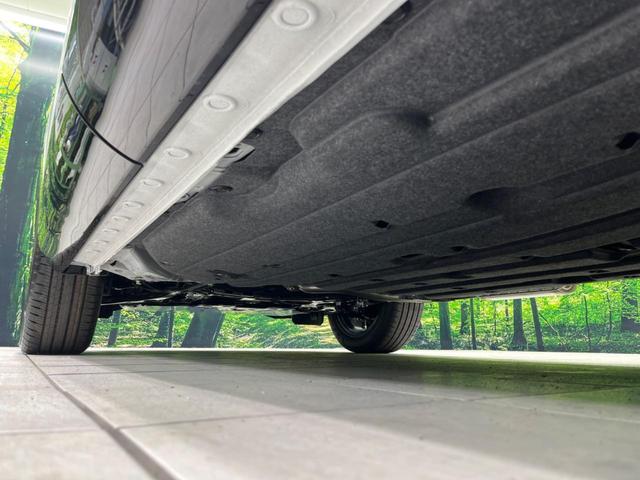 ヴェゼル ｅ：ＨＥＶ　Ｚ　純正９型ナビ　全周囲カメラ　ホンダセンシング　禁煙車　コーナーセンサー　スマートキー　ＬＥＤヘッド　ＥＴＣ　純正１８インチアルミ　パワーバックドア　車線逸脱警報　オートライト　デュアルエアコン（21枚目）