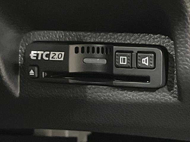 ヴェゼル ｅ：ＨＥＶ　Ｚ　純正９型ナビ　全周囲カメラ　ホンダセンシング　禁煙車　コーナーセンサー　スマートキー　ＬＥＤヘッド　ＥＴＣ　純正１８インチアルミ　パワーバックドア　車線逸脱警報　オートライト　デュアルエアコン（33枚目）