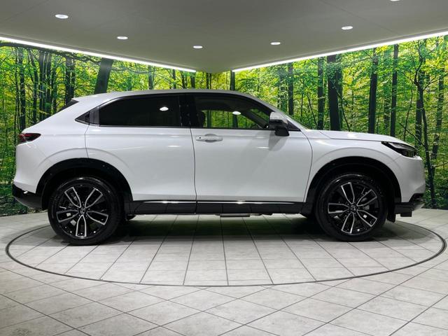 ヴェゼル ｅ：ＨＥＶ　Ｚ　純正９型ナビ　全周囲カメラ　ホンダセンシング　禁煙車　コーナーセンサー　スマートキー　ＬＥＤヘッド　ＥＴＣ　純正１８インチアルミ　パワーバックドア　車線逸脱警報　オートライト　デュアルエアコン（53枚目）