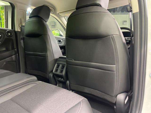 ヴェゼル ｅ：ＨＥＶ　Ｚ　純正９型ナビ　全周囲カメラ　ホンダセンシング　禁煙車　コーナーセンサー　スマートキー　ＬＥＤヘッド　ＥＴＣ　純正１８インチアルミ　パワーバックドア　車線逸脱警報　オートライト　デュアルエアコン（60枚目）